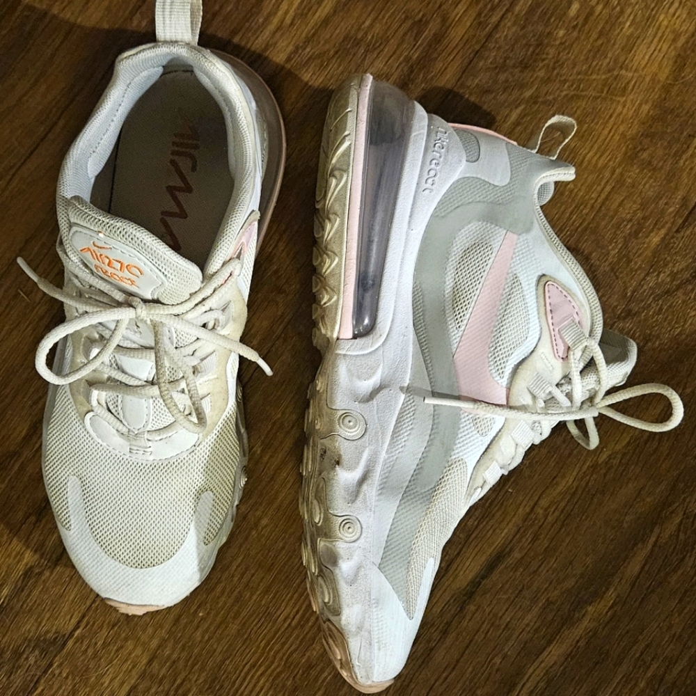 Nike Air Max 270 React